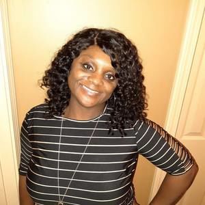 Meet your Posher, Stacy